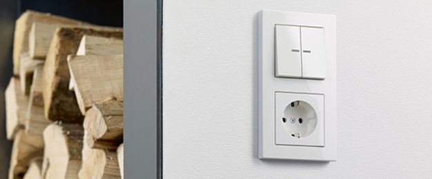 JUNG KNX Taster F 10 bei Freitag-Elektro in Münchsteinach